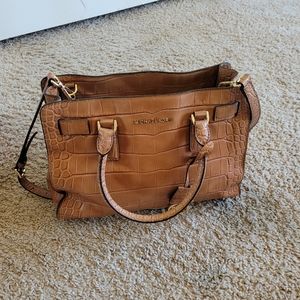 Michael Kors Dillon Brown Croc Embossed Leather Satchel Handbag - AP-1408.